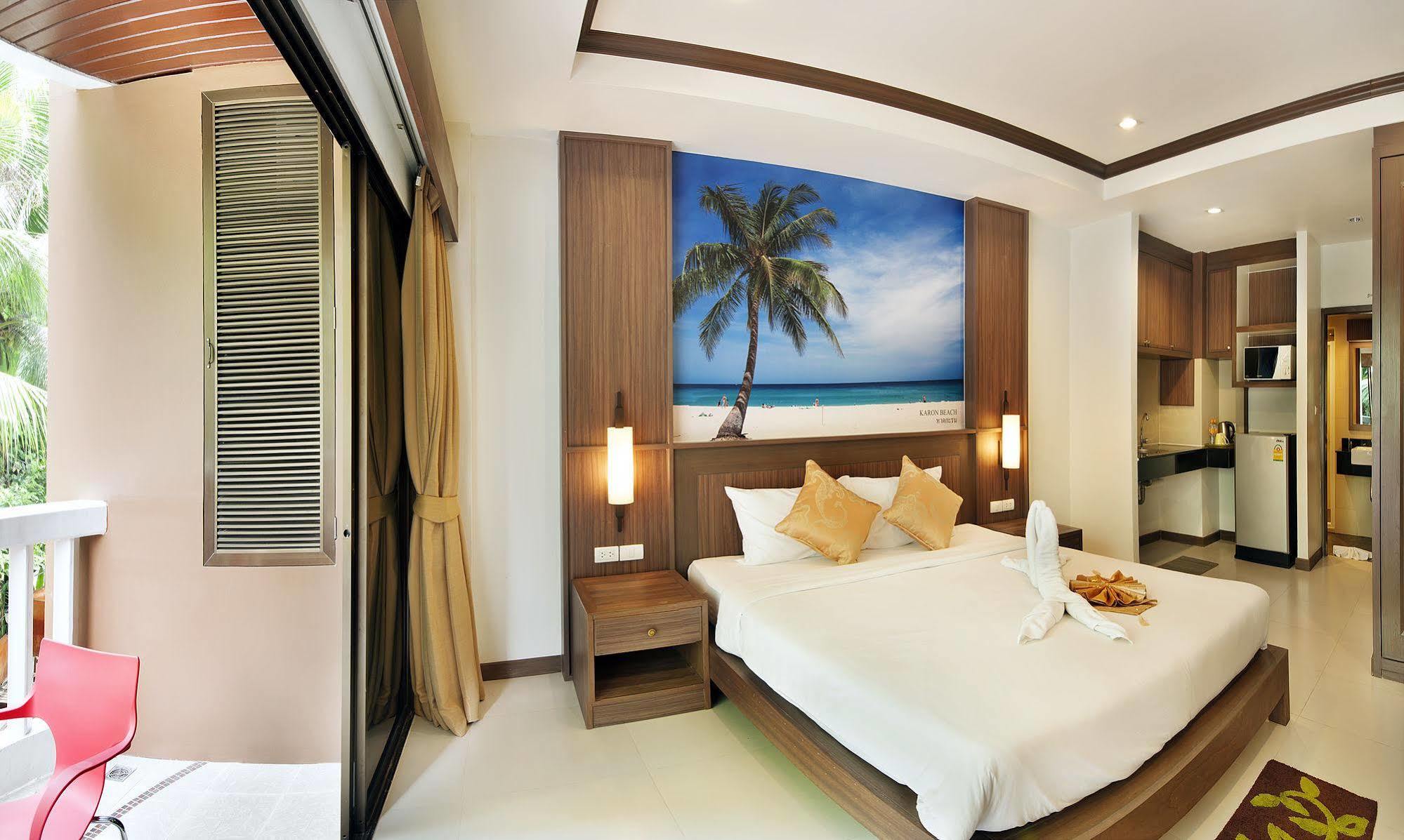 Ratana Hill Patong Aparthotel Eksteriør bilde